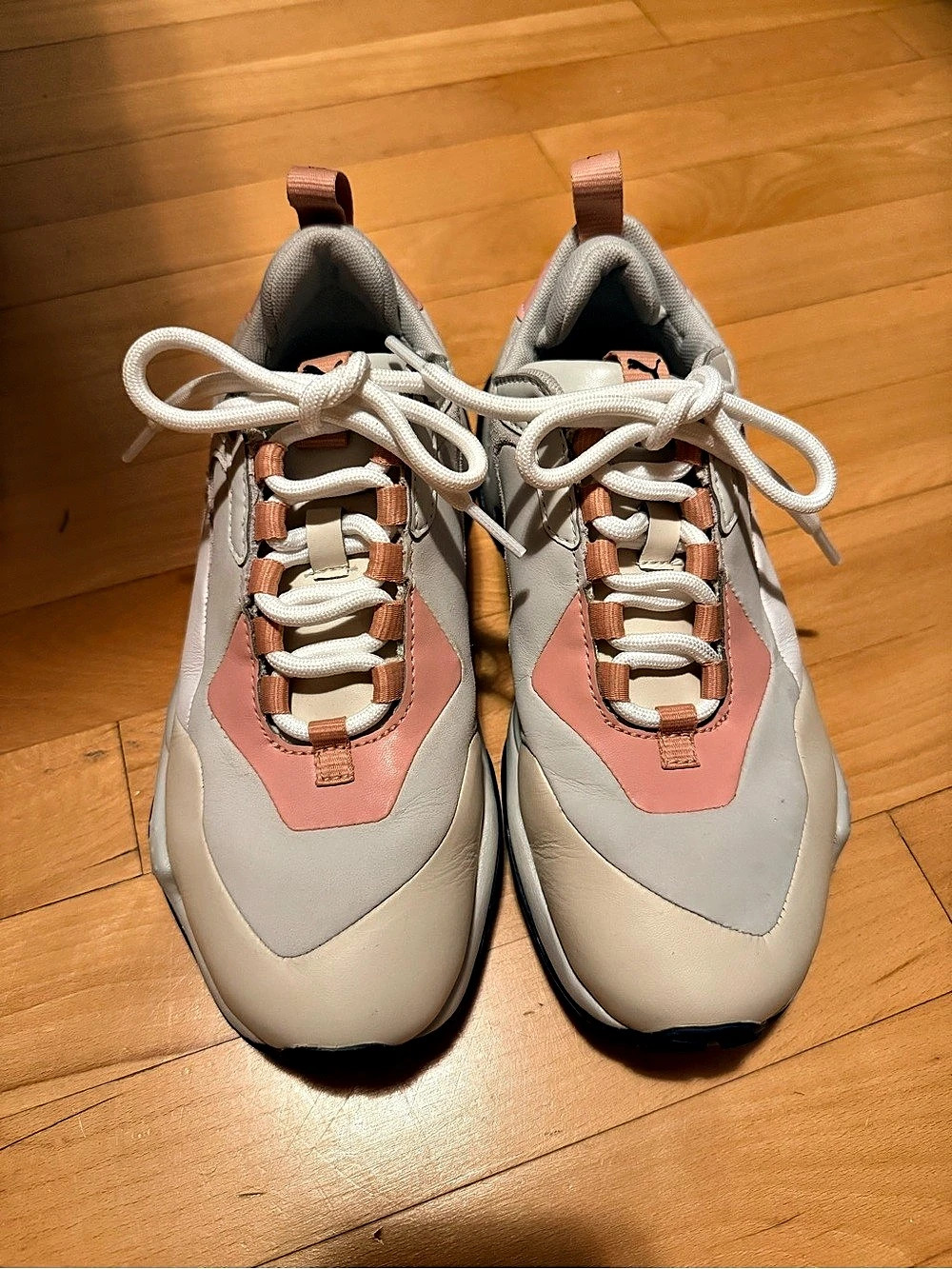 Puma Thunder Sneakers in pink and cream Size 7.5